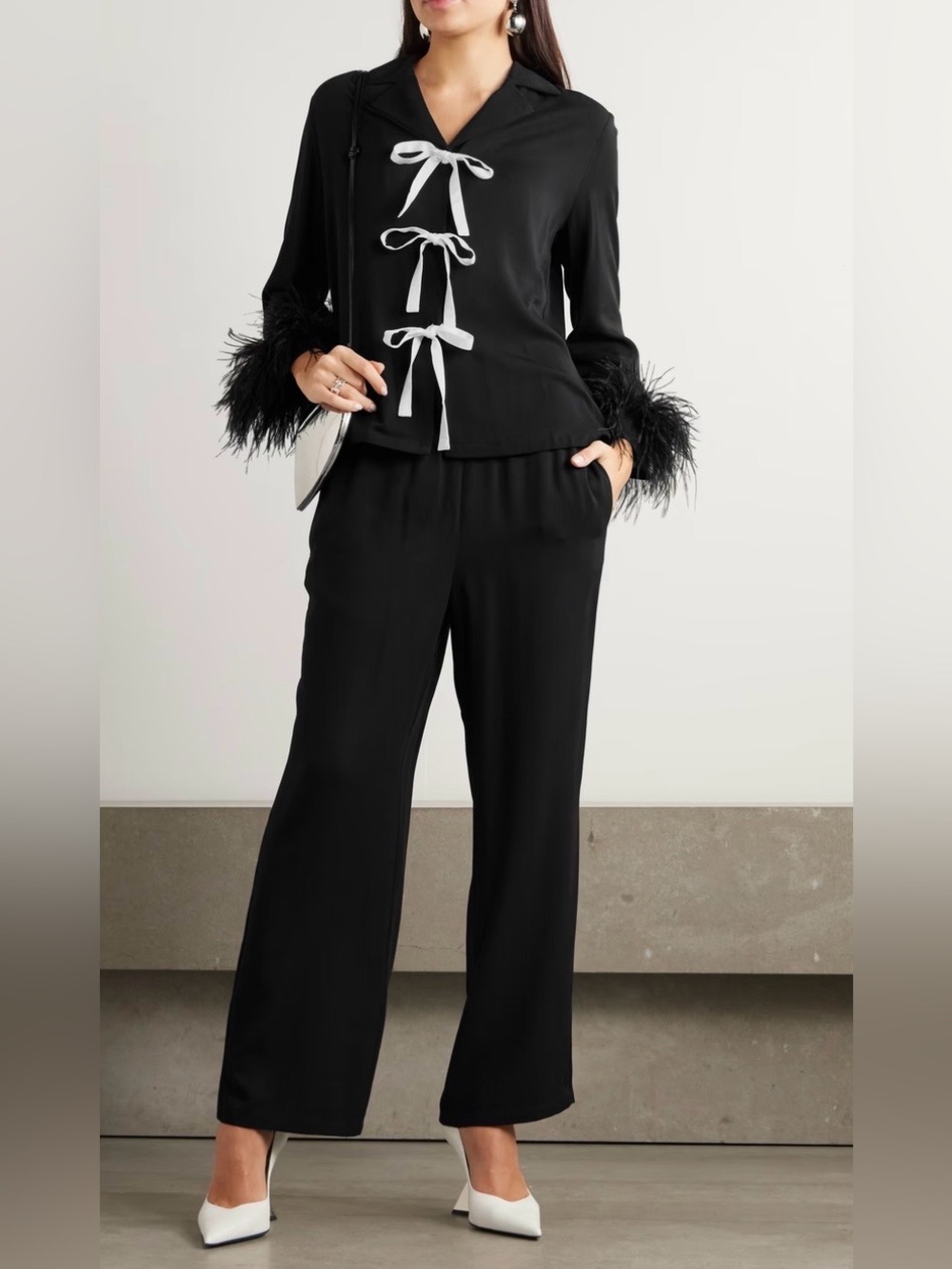 Sleeper Black ostrich trim bow top, XS